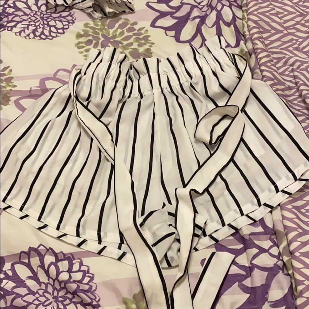 Two Piece Matching Set - Picture 3 of 4